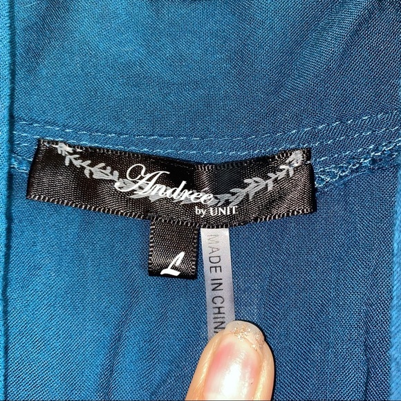 Andree by unit embroidered cardigan size large - Picture 3 of 5